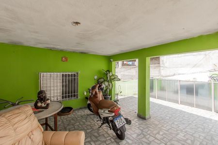 Casa à venda com 290m², 2 quartos e 2 vagasGaragem
