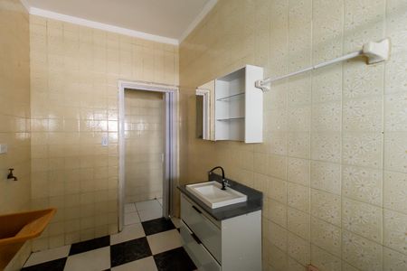 Casa à venda com 290m², 2 quartos e 2 vagasBanheiro