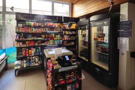 Studio à venda com 28m², 1 quarto e sem vaga Studio à venda com 28m², 1 quarto e sem vagaMini Mercado