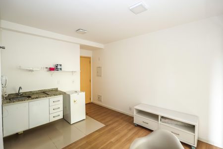 Studio à venda com 28m², 1 quarto e sem vaga Studio à venda com 28m², 1 quarto e sem vaga Sala/Quarto e Cozinha