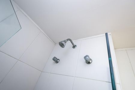 Studio à venda com 28m², 1 quarto e sem vaga Studio à venda com 28m², 1 quarto e sem vagaBanheiro