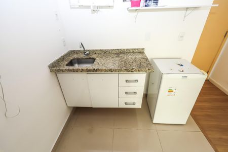 Studio à venda com 28m², 1 quarto e sem vaga Studio à venda com 28m², 1 quarto e sem vaga Sala/Quarto e Cozinha