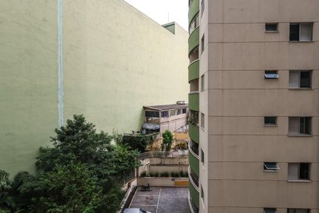 Studio à venda com 28m², 1 quarto e sem vaga Studio à venda com 28m², 1 quarto e sem vagaVaranda