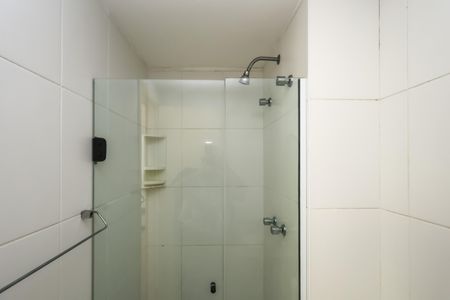 Studio à venda com 28m², 1 quarto e sem vaga Studio à venda com 28m², 1 quarto e sem vagaBanheiro
