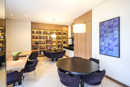 Studio à venda com 28m², 1 quarto e sem vaga Studio à venda com 28m², 1 quarto e sem vagaÁrea comum - Salão de festas