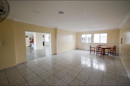 Apartamento à venda com 55m², 2 quartos e sem vaga Apartamento à venda com 55m², 2 quartos e sem vagaÁrea comum - Salão de festas