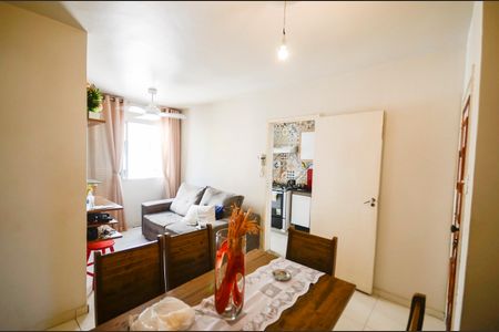 Apartamento à venda com 55m², 2 quartos e sem vaga Apartamento à venda com 55m², 2 quartos e sem vagaSala