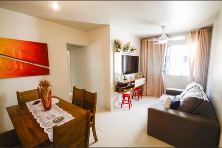 Apartamento à venda com 55m², 2 quartos e sem vaga Apartamento à venda com 55m², 2 quartos e sem vagaSala