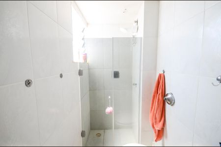 Apartamento à venda com 55m², 2 quartos e sem vaga Apartamento à venda com 55m², 2 quartos e sem vagaBanheiro