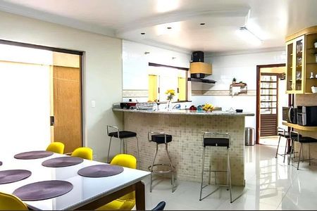 Foto 02 de casa à venda com 5 quartos, 320m² em Vila Alpina, São Paulo