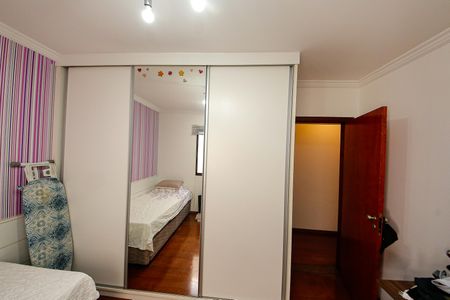 Casa à venda com 320m², 4 quartos e 7 vagasQuarto 1