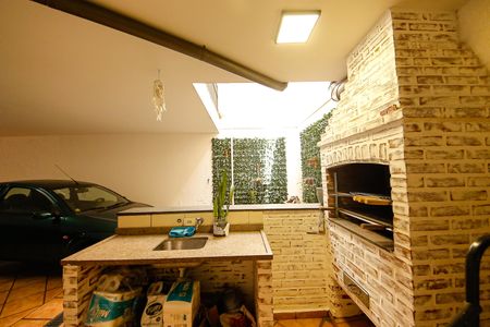 Casa à venda com 320m², 4 quartos e 7 vagasÁrea Externa