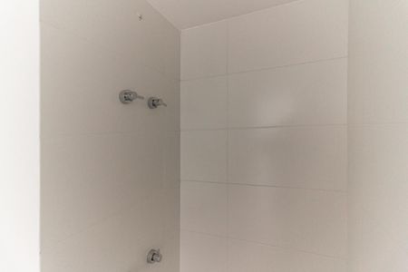 Studio à venda com 28m², 1 quarto e sem vaga Studio à venda com 28m², 1 quarto e sem vagaBanheiro