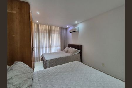 Apartamento à venda com 119m², 3 quartos e 2 vagas Apartamento à venda com 119m², 3 quartos e 2 vagasQuarto