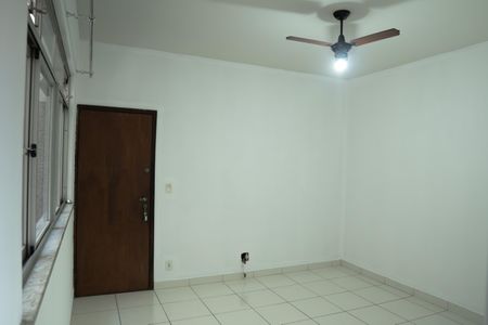 Apartamento à venda com 55m², 1 quarto e 1 vaga Apartamento à venda com 55m², 1 quarto e 1 vagaSala