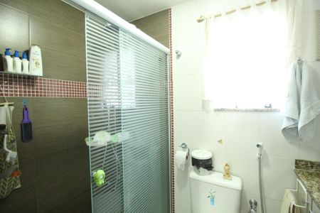 Casa à venda com 119m², 2 quartos e 1 vagaBanheiro da suíte 