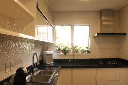 Apartamento para alugar com 135m², 3 quartos e 3 vagasCozinha