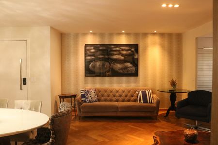 Apartamento para alugar com 135m², 3 quartos e 3 vagasSala