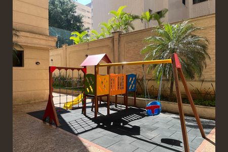 Apartamento para alugar com 135m², 3 quartos e 3 vagasÁrea comum - Playground