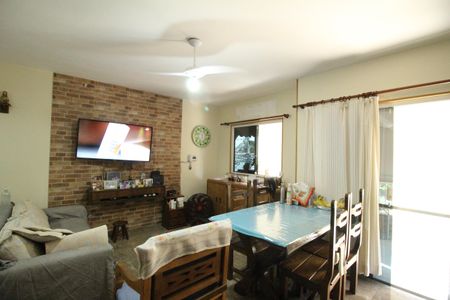 Casa à venda com 113m², 3 quartos e 1 vagaSala