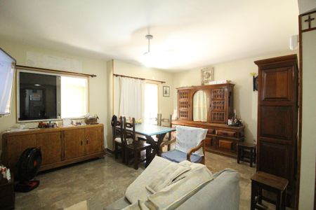 Casa à venda com 113m², 3 quartos e 1 vagaSala