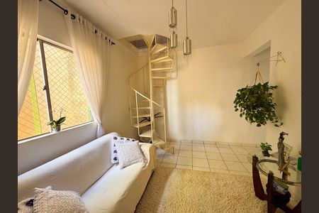 Apartamento à venda com 120m², 2 quartos e 1 vagaSala