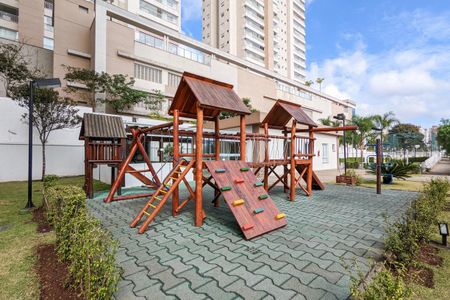 Apartamento à venda com 80m², 3 quartos e 2 vagasÁrea comum - Playground