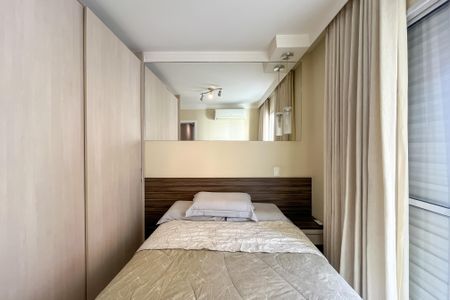 Apartamento à venda com 64m², 2 quartos e 1 vagaQuarto 2