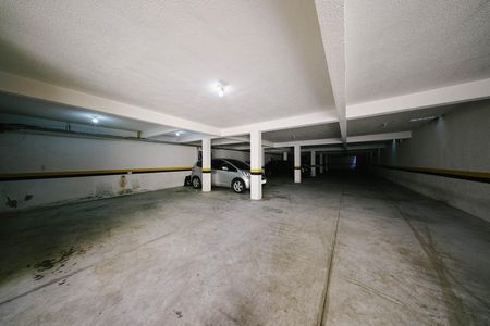 Garagem de casa de condomínio para alugar com 3 quartos, 72m² em Vila Granada, São Paulo