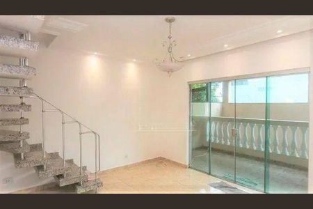 Casa à venda com 480m², 2 quartos e 2 vagas