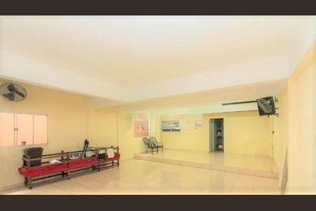 Casa à venda com 480m², 2 quartos e 2 vagas