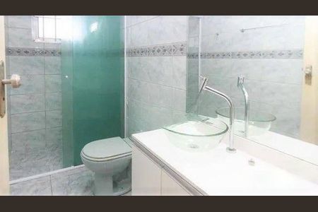 Casa à venda com 480m², 2 quartos e 2 vagas