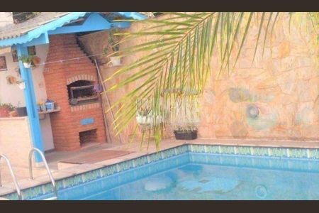 Casa à venda com 300m², 4 quartos e 4 vagas