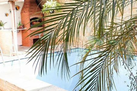 Casa à venda com 300m², 4 quartos e 4 vagas