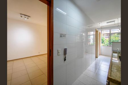 Apartamento à venda com 80m², 2 quartos e 1 vagaCozinha