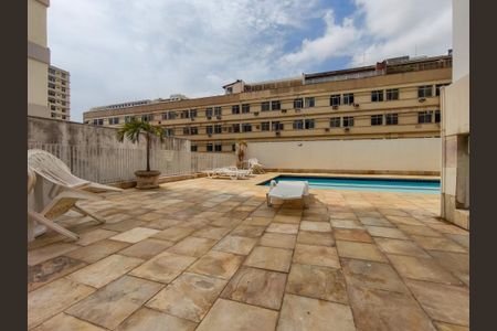 Apartamento à venda com 80m², 2 quartos e 1 vagaÁrea comum - Piscina