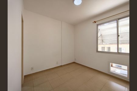 Apartamento à venda com 80m², 2 quartos e 1 vagaSuíte