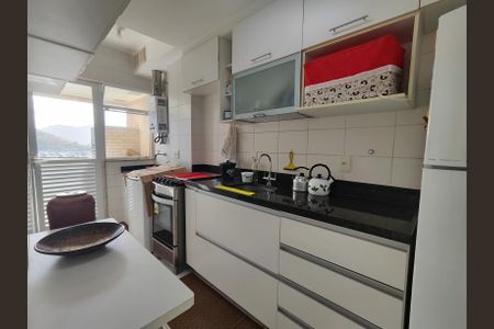 Apartamento à venda com 75m², 2 quartos e 2 vagasCozinha