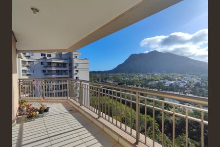 Apartamento à venda com 75m², 2 quartos e 2 vagasVaranda