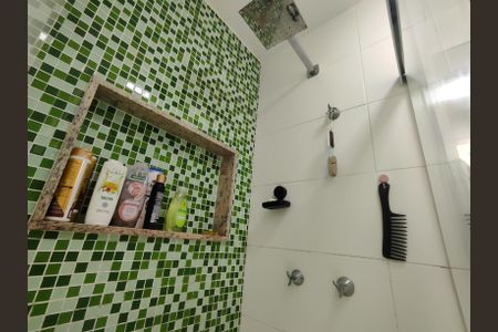 Apartamento à venda com 75m², 2 quartos e 2 vagasBanheiro da Suíte