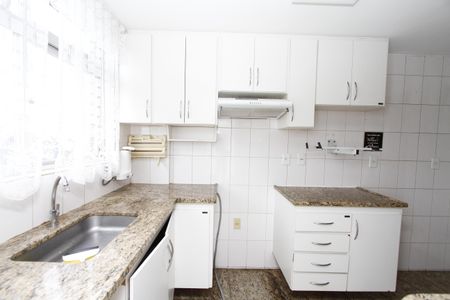 Apartamento para alugar com 135m², 3 quartos e 1 vagaCozinha