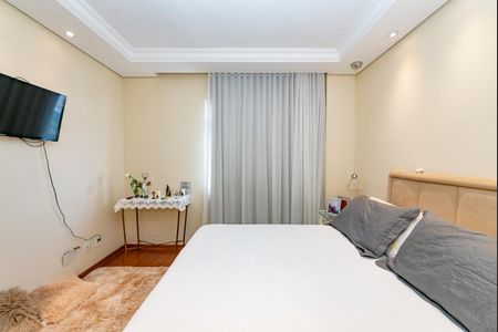 Apartamento para alugar com 135m², 3 quartos e 1 vagaSuíte