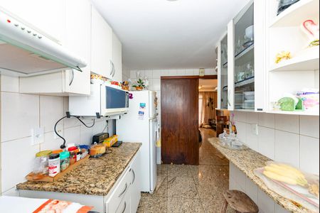 Apartamento para alugar com 135m², 3 quartos e 1 vagaCozinha