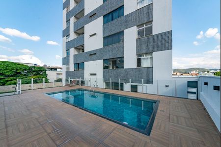 Apartamento para alugar com 135m², 3 quartos e 1 vagaPiscina