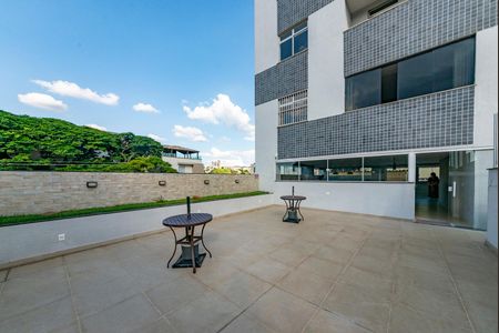 Apartamento para alugar com 135m², 3 quartos e 1 vagaÁrea comum