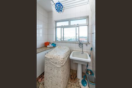 Apartamento para alugar com 135m², 3 quartos e 1 vagaÁrea de Serviço