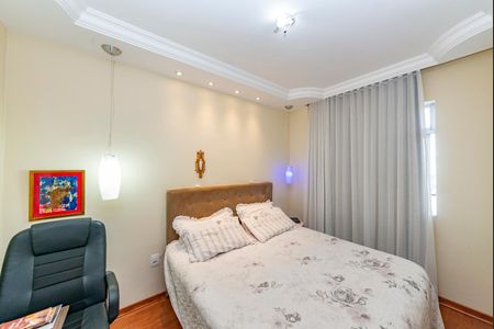 Apartamento para alugar com 135m², 3 quartos e 1 vagaQuarto 2