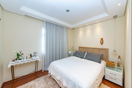 Apartamento para alugar com 135m², 3 quartos e 1 vagaSuíte