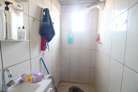 Casa à venda com 110m², 3 quartos e 1 vagaBanheiro 2