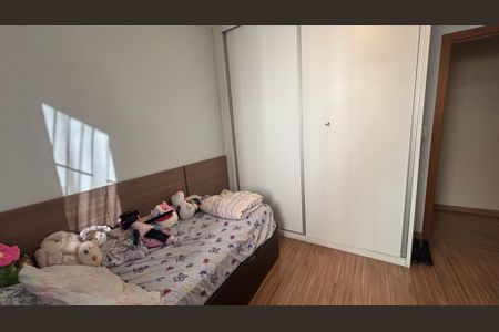 Casa à venda com 250m², 3 quartos e 2 vagas Casa à venda com 250m², 3 quartos e 2 vagasQuarto 2